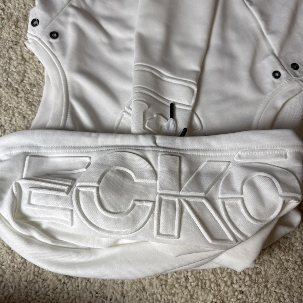 Nwot Ecko Unltd Function All White Embossed Sleev… - image 8